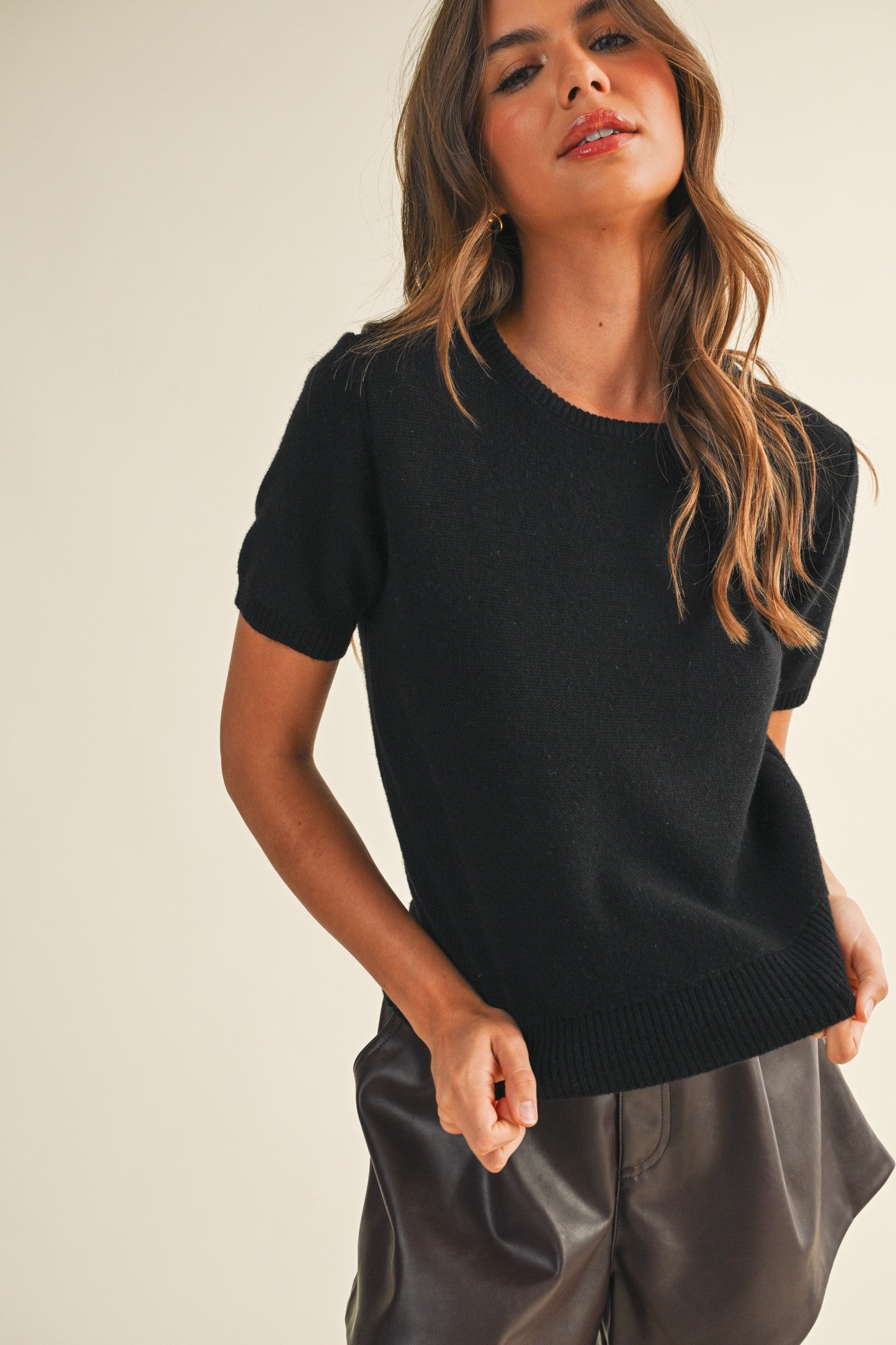 Sarah Short Sleeve Sweater - Black